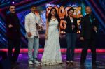 Madhuri Dixit, Juhi Chawla on the sets of Boogie Woogie in Mumbai on 20th Feb 2014